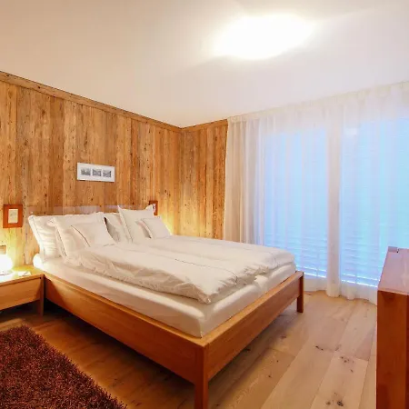 Rutschi-4 *